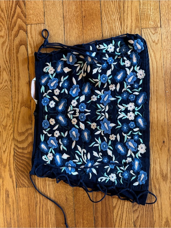 Zara Dresses & Skirts - Zara Navy Embroidered Mini Skirt with Blue & White Floral